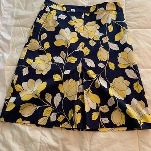 Navy yellow while flare shirt-flora